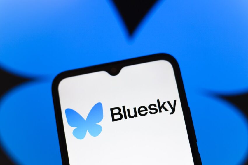 Bluesky тоже падает?