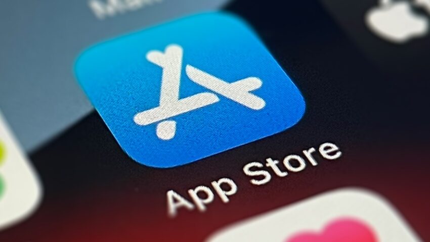 Epic и Spotify