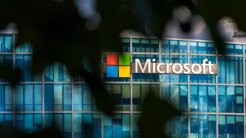 Microsoft открыла исходники