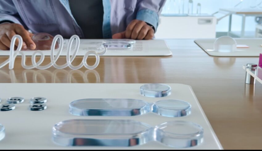 Apple Liquid Glass