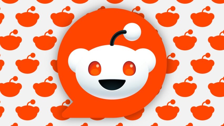 Reddit подал в