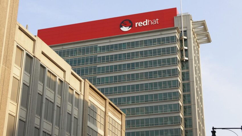 Red Hat радикально