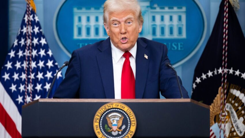 Трамп запускает 'Американский