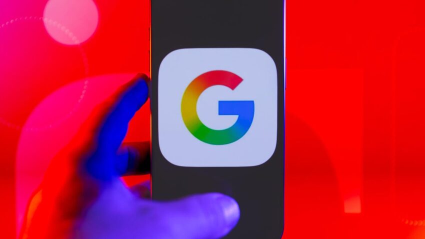 ЕС обвиняет Google