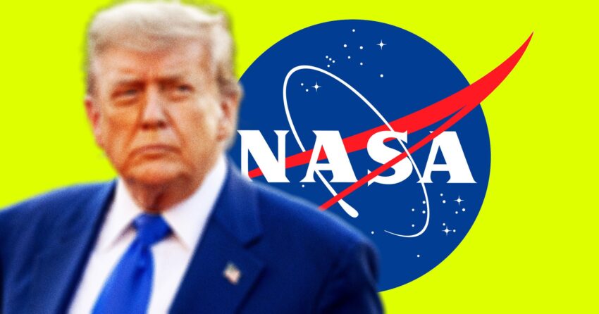 NASA играет в